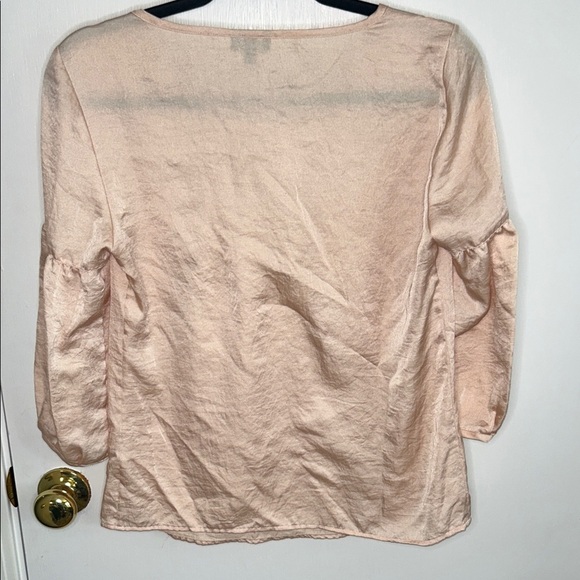 Talbots Women's Blush Pink Blouse - Picture 3 of 4